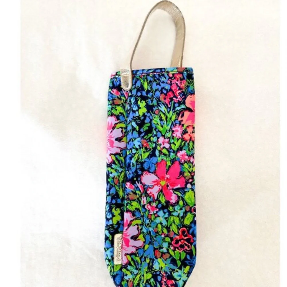 NWT Lilly Pulitzer Wine Bag Festive Fantasy Access OS